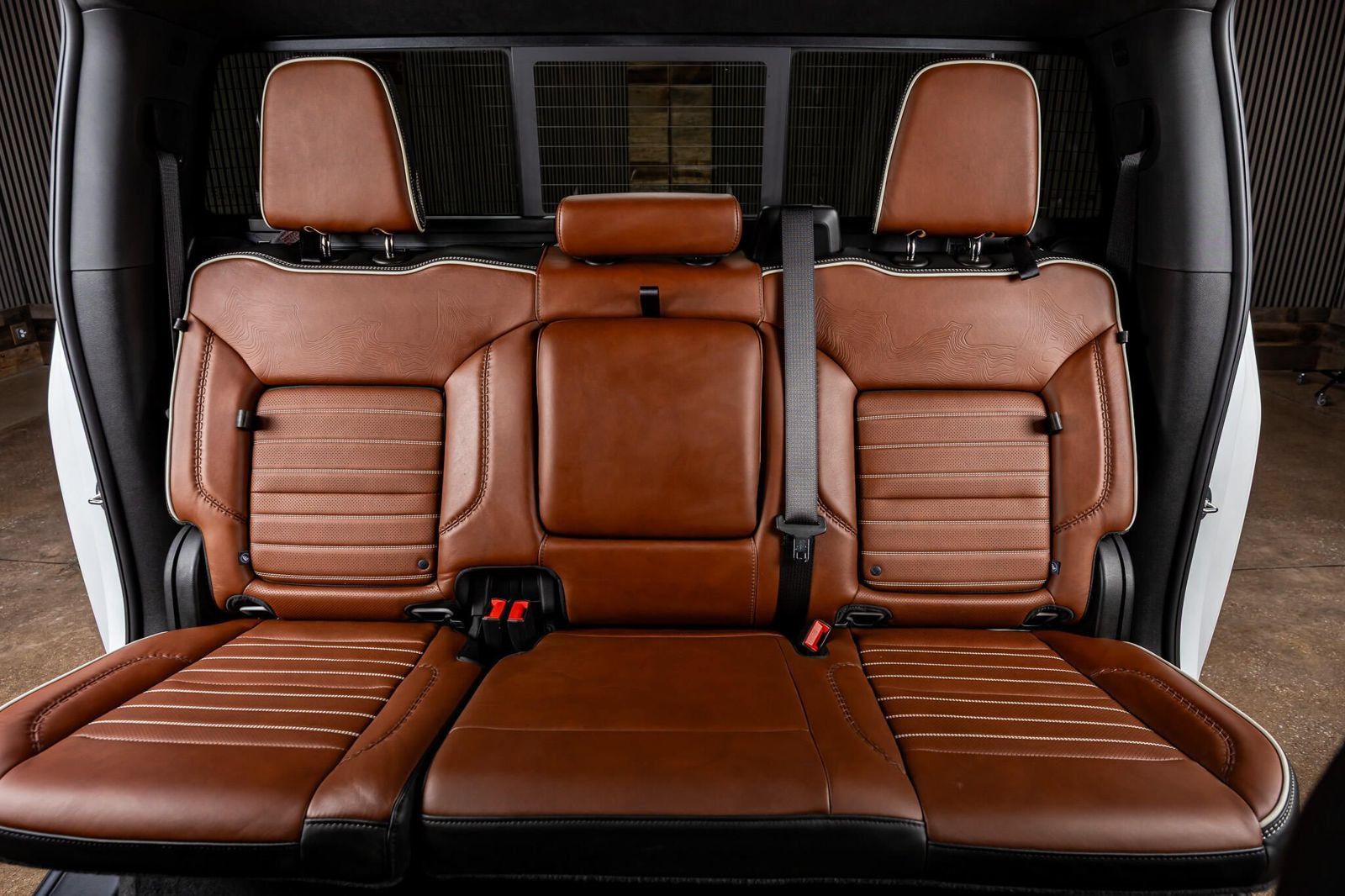 Used 2024 GMC Sierra 2500 Denali Ultimate AWD/4WD image 43