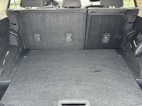 Used 2023 Nissan Rogue SV image 25