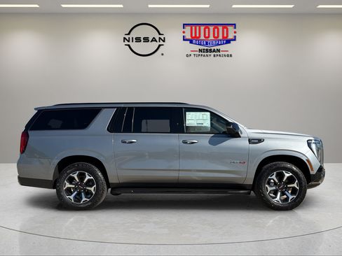 Used 2026 GMC Yukon XL AT4 w/ Premium Trailering Package AWD/4WD image 2