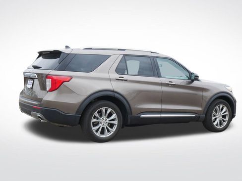 Certified 2021 Ford Explorer Limited w/ Equipment Group 301A AWD/4WD image 4