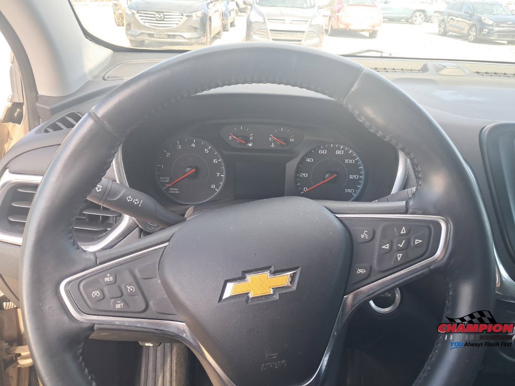 Used 2018 Chevrolet Equinox LT FWD image 27