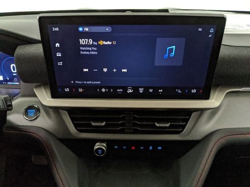 New 2025 Ford Explorer ST-Line w/ ST-Line Street Pack image 14