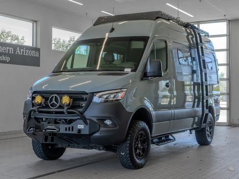 Used 2023 Mercedes-Benz Sprinter 2500 image 23