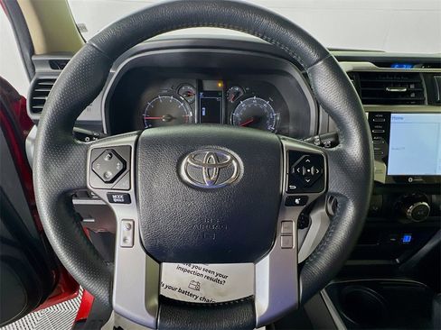 Used 2021 Toyota 4Runner SR5 Premium image 11
