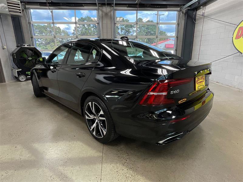 Used 2021 Volvo S60 T8 R-Design AWD/4WD image 3