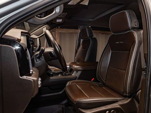 Used 2025 GMC Sierra 2500 Denali w/ Denali Reserve Package image 23