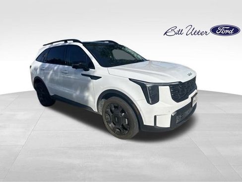 Used 2024 Kia Sorento SX AWD/4WD image 2