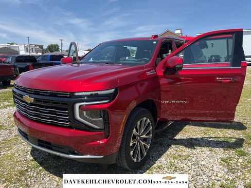 Used 2026 Chevrolet Suburban High Country w/ Sun And Tow Package AWD/4WD image 34