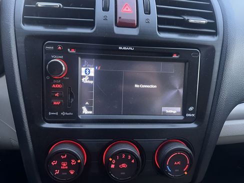 Used 2014 Subaru Crosstrek 2.0i Premium image 31