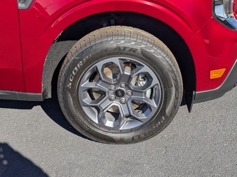 New 2025 Ford Maverick XLT w/ XLT Luxury Package image 9