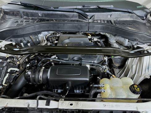 Used 2020 Ford Explorer Limited image 35