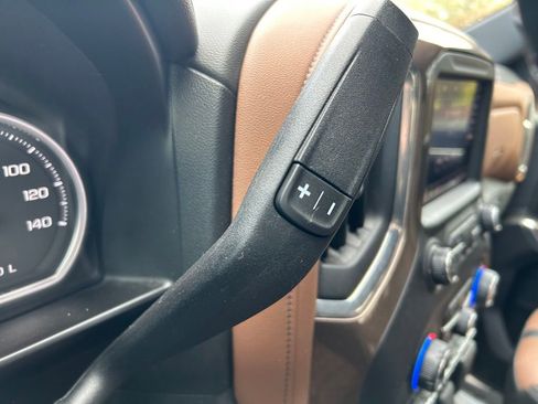 Used 2020 Chevrolet Silverado 1500 High Country w/ Technology Package image 57