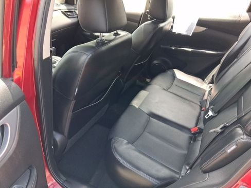 Used 2020 Nissan Rogue Sport SL w/ Premium Package AWD/4WD image 16