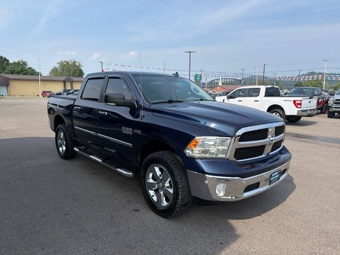 Used 2016 RAM 1500 Big Horn AWD/4WD image 3