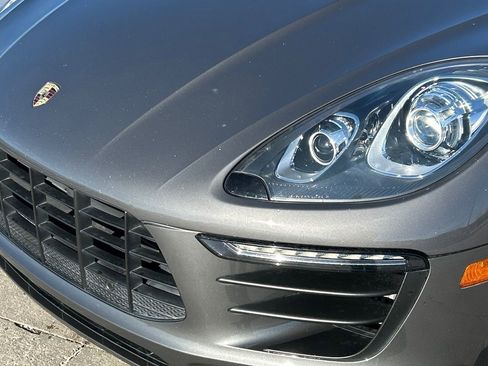 Used 2017 Porsche Macan S image 16