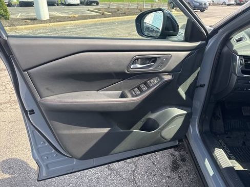 Used 2025 Nissan Rogue SV w/ Rock Creek Premium Package AWD/4WD image 12