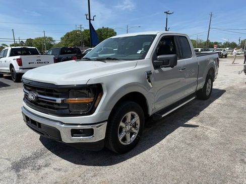 Used 2024 Ford F150 XLT w/ Mobile Office Package RWD image 6