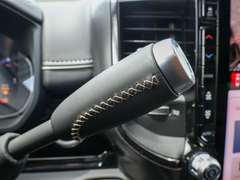 New 2026 RAM 2500 Limited AWD/4WD image 29