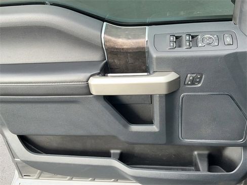 Used 2022 Ford F250 Lariat w/ Tremor Off-Road Package image 12