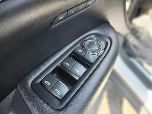 Used 2023 Cadillac XT5 Premium Luxury w/ LPO, Floor Liner Package AWD/4WD image 15