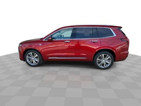 Certified 2025 Cadillac XT6 Premium Luxury AWD/4WD image 5