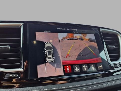 New 2026 Chrysler Pacifica Select image 6