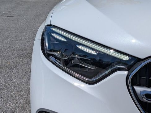 New 2026 Mercedes-Benz GLC 300 image 11