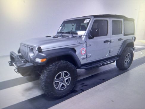 Used 2018 Jeep Wrangler Unlimited Sport S image 1
