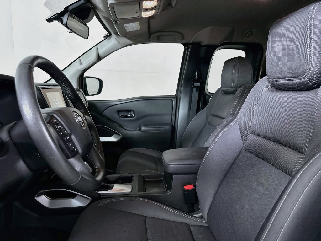 Used 2024 Nissan Frontier SV w/ SV Convenience Package RWD image 7