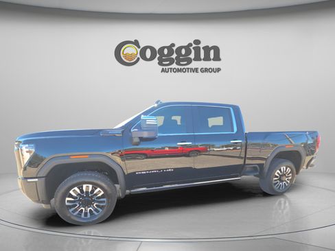 Used 2025 GMC Sierra 2500 Denali Ultimate image 17