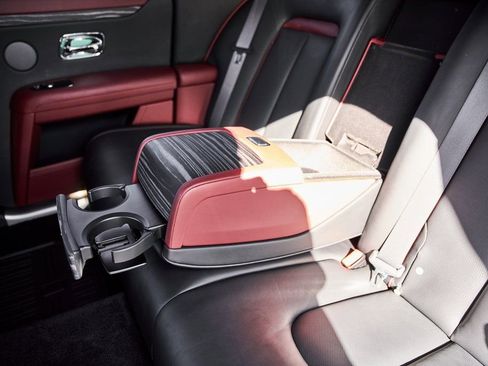 Used 2023 Rolls-Royce Ghost AWD/4WD image 55
