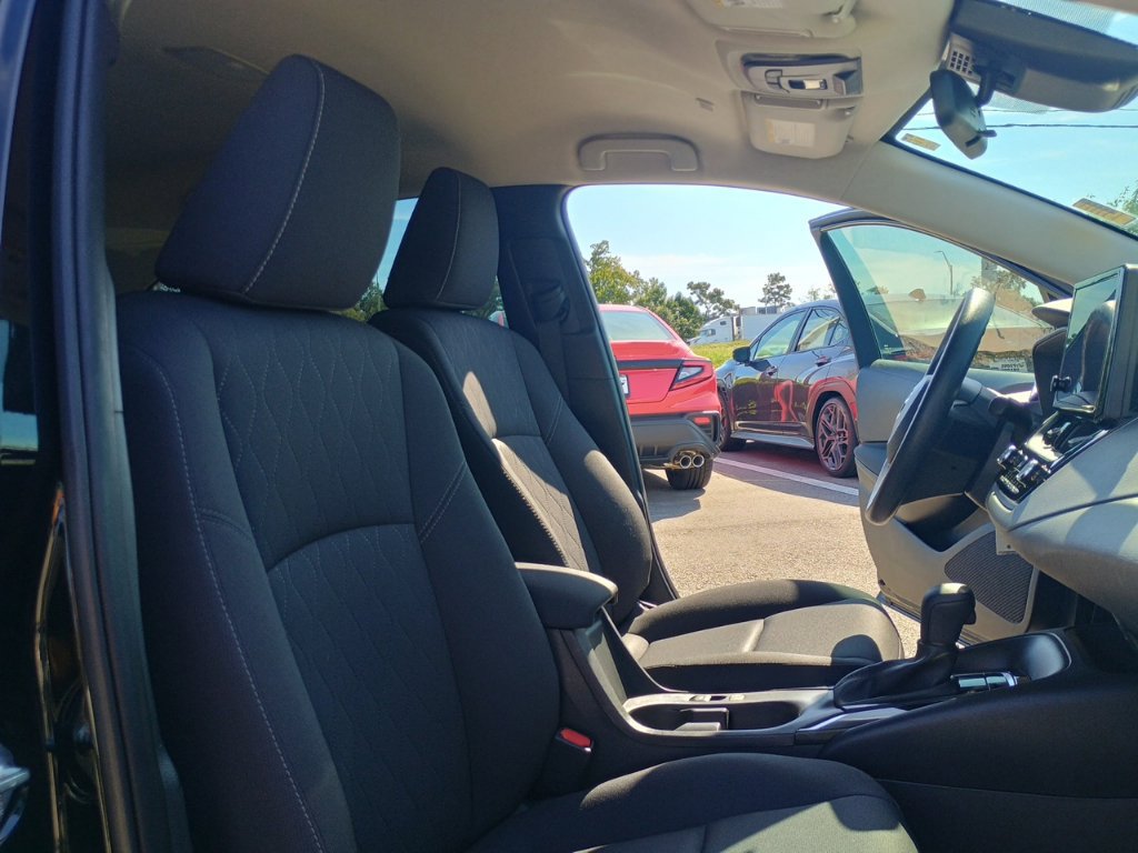 Used 2023 Toyota Corolla LE FWD image 23