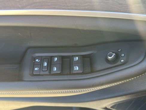 New 2025 Jeep Grand Cherokee L Limited w/ Black Appearance Package image 13