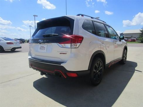 Used 2022 Subaru Forester Sport image 7