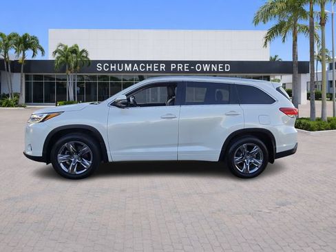 Used 2019 Toyota Highlander Limited AWD/4WD image 4