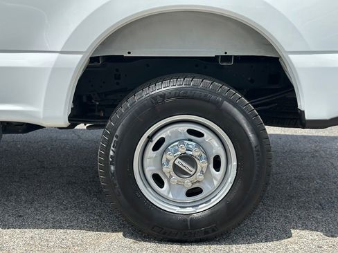Certified 2026 Ford F250 XL w/ XL Chrome Package AWD/4WD image 29