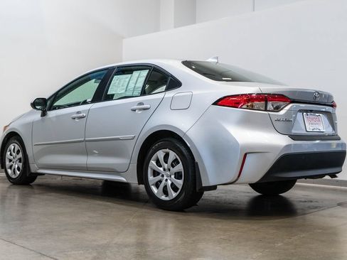 Used 2024 Toyota Corolla LE FWD image 7