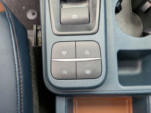 Used 2022 Ford Maverick Lariat FWD image 25