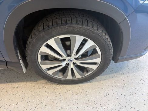 Used 2020 Subaru Ascent Touring w/ Popular Package #2 AWD/4WD image 12
