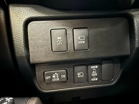 Used 2021 Toyota Tacoma Limited w/ Nightshade Package AWD/4WD image 21
