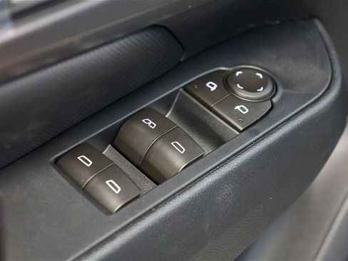 New 2026 Chevrolet Equinox EV RS FWD image 26