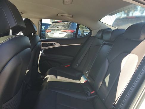 Used 2021 Genesis G70 2.0T Sport image 13