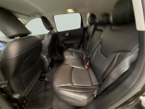 Used 2020 Jeep Compass Limited image 30