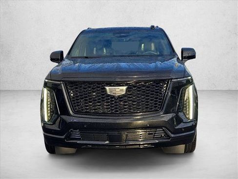 Used 2025 Cadillac Escalade ESV Sport Platinum w/ LPO, ONYX Package AWD/4WD image 2