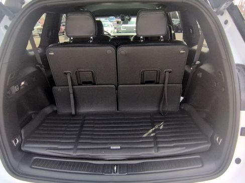 Used 2025 Jeep Grand Cherokee L Laredo image 27