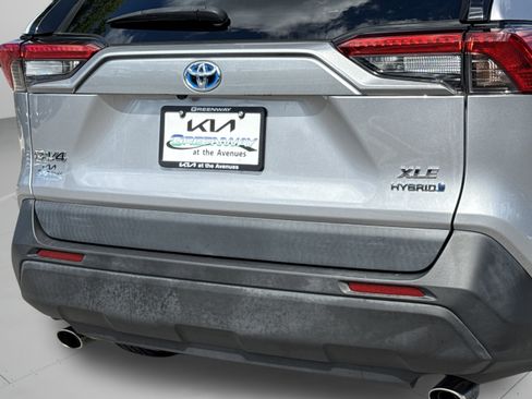 Used 2022 Toyota RAV4 XLE w/ Convenience Package AWD/4WD image 33