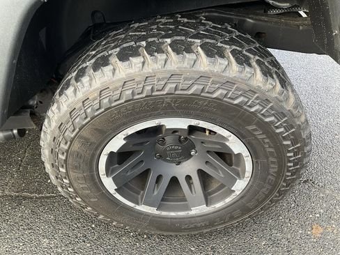 Used 2013 Jeep Wrangler Rubicon w/ PWR Convenience Group image 9