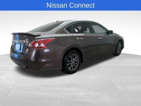Used 2015 Nissan Altima 2.5 S w/ Special Edition Package image 6