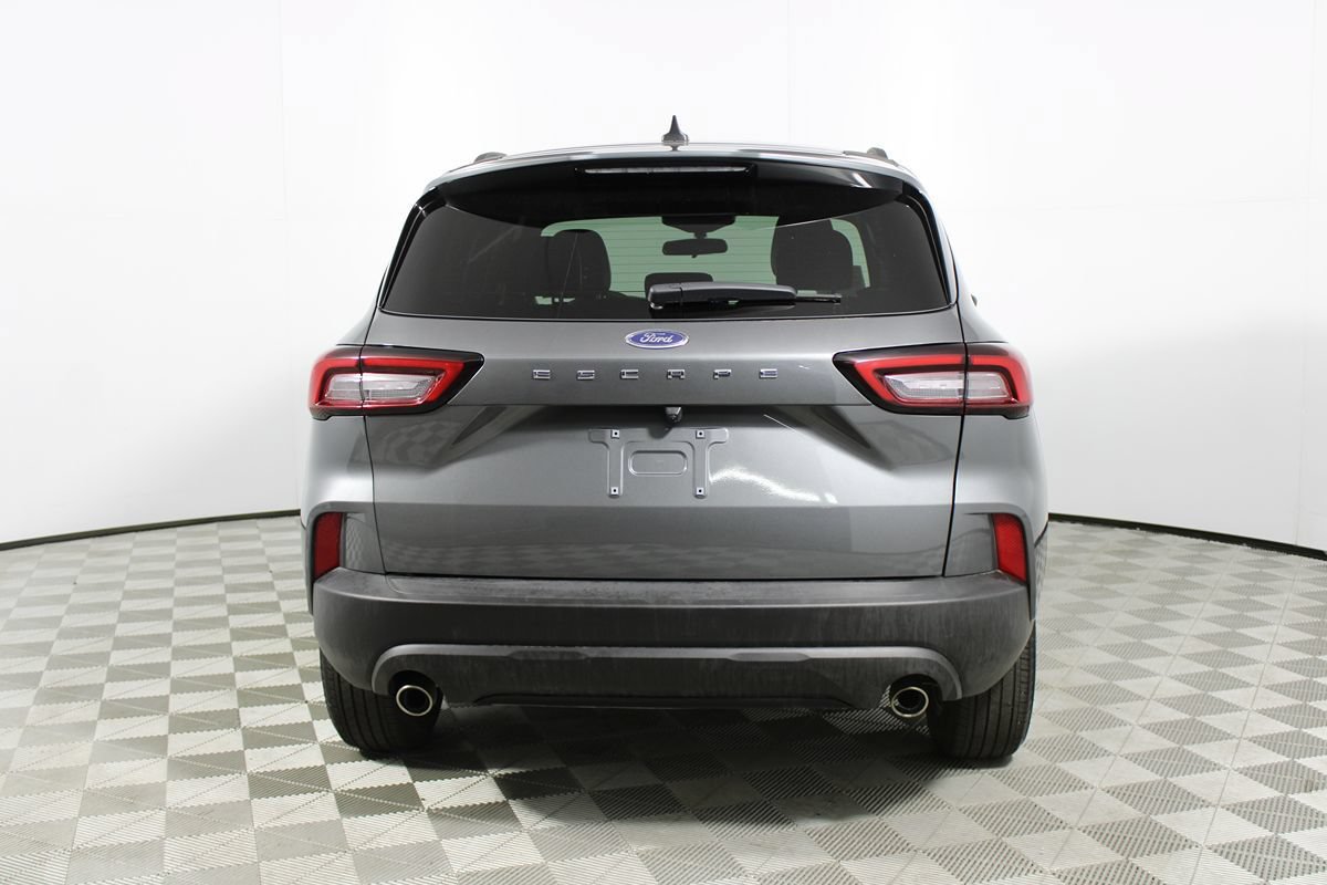 Used 2025 Ford Escape ST-Line FWD image 5
