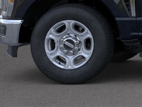 New 2026 Ford F250 XLT RWD image 19